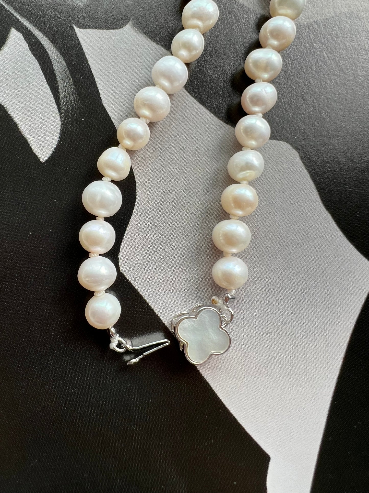 Moonlight - Genuine Freshwater Pearl Necklace in Sterling Silver and Mother-of-pearl