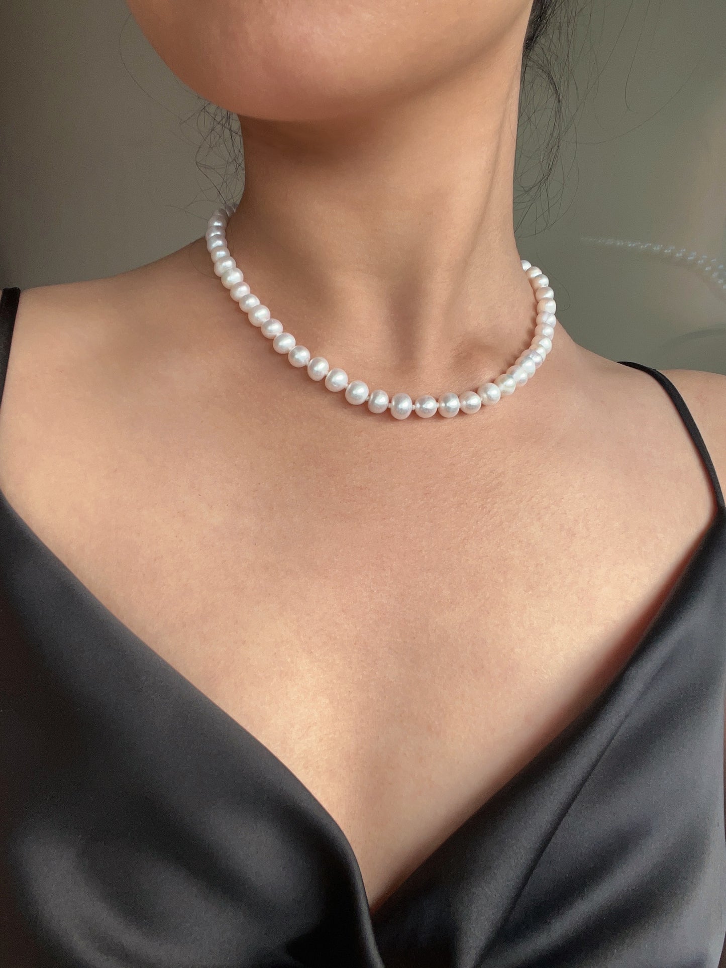 Moonlight - Genuine Freshwater Pearl Necklace in Sterling Silver and Mother-of-pearl